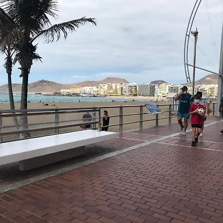 Apartment By The Ocean-The Tourist Dream- Canteras Beach דירה *